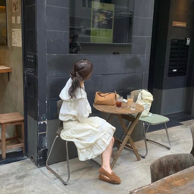노컨텐츠 티어드 레이스 스커트