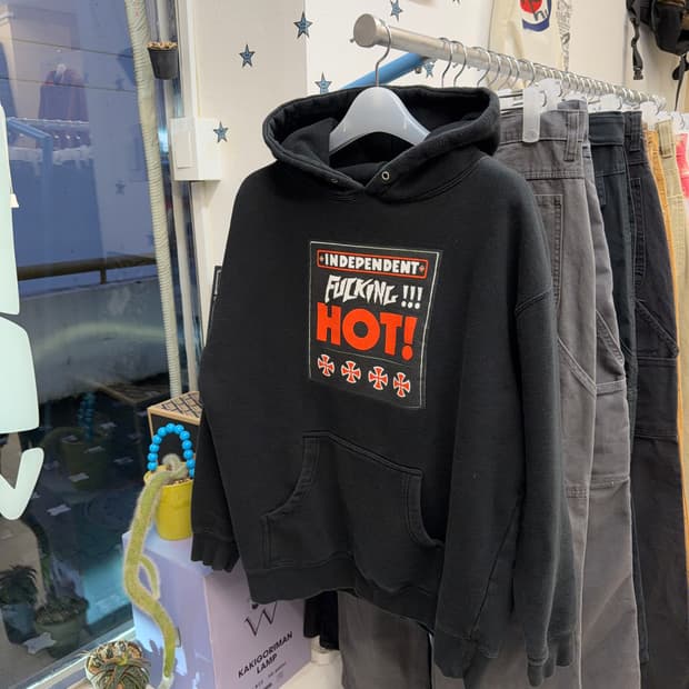 FUCKING AWESOME X INDEPNEDENT