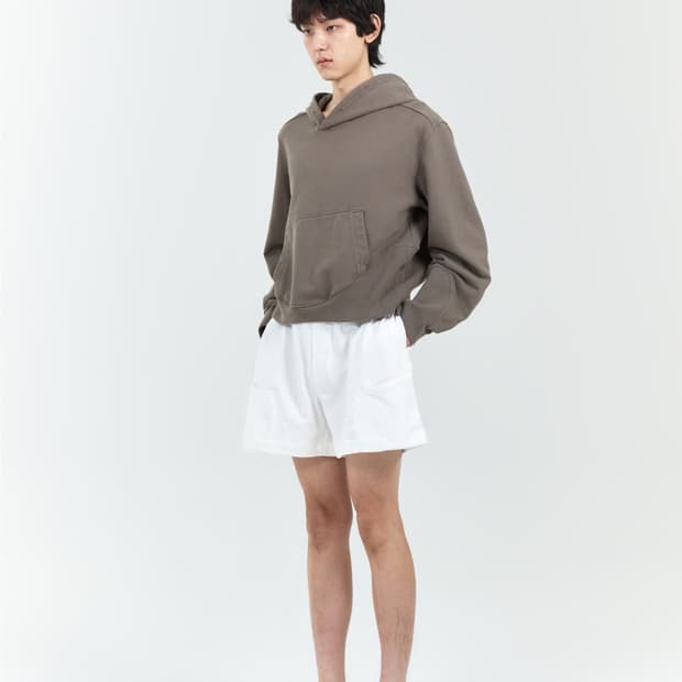 GARMENT DYED WAVE HOODED MODERN MOCHA