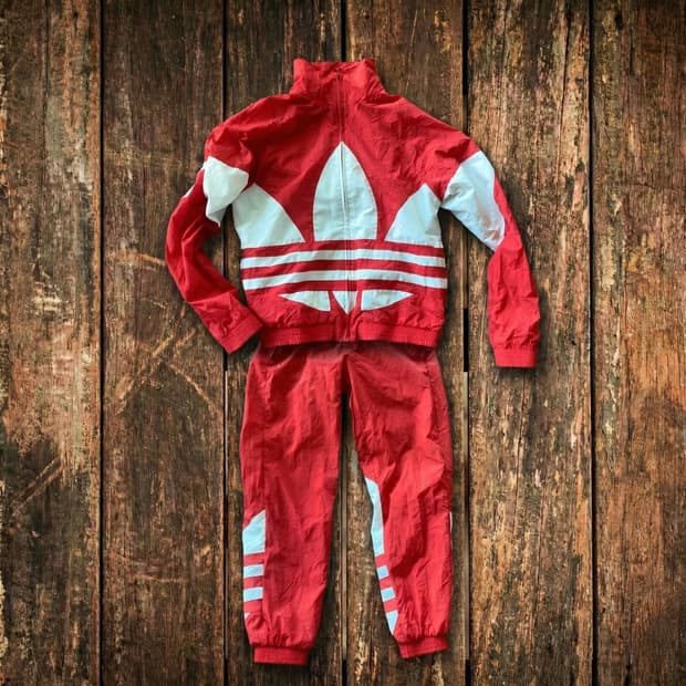 아디다스 빅트레포일 트레이닝 셋업