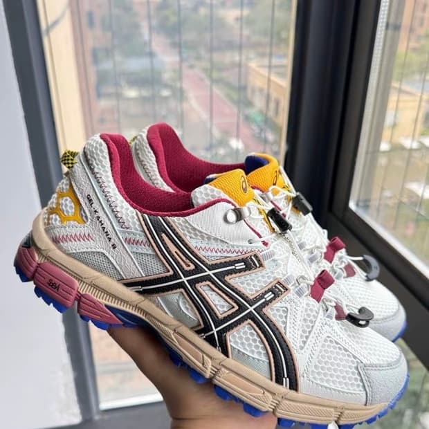 아식스 남자 운동화 젤 카하나 8 화이트 레드