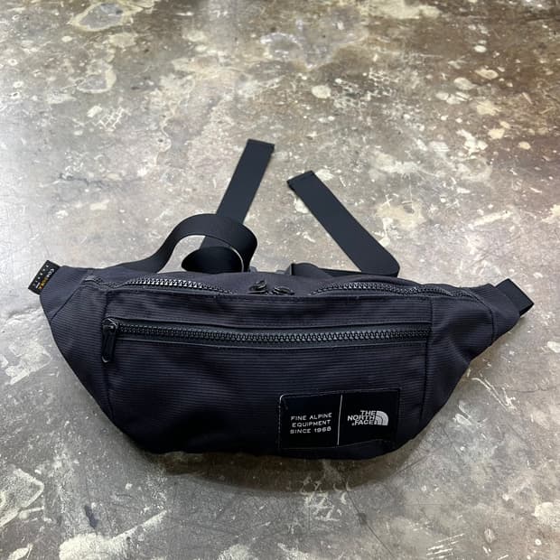 노스페이스 코듀라원단 웨이스트백 힙색 가방