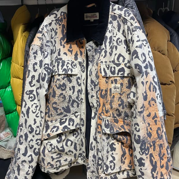 스투시 워시드 캔버스샵 레오파드 자켓 (L) 봉태규 착용