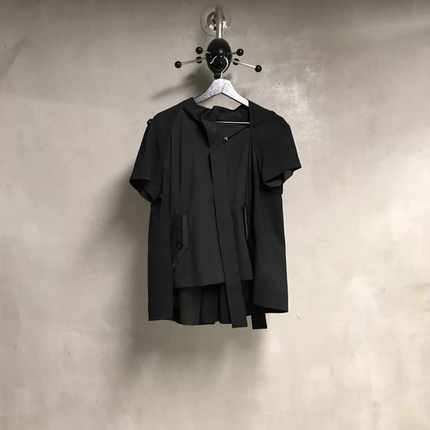 사카이 블랙 반팔 블라우스 2(W)