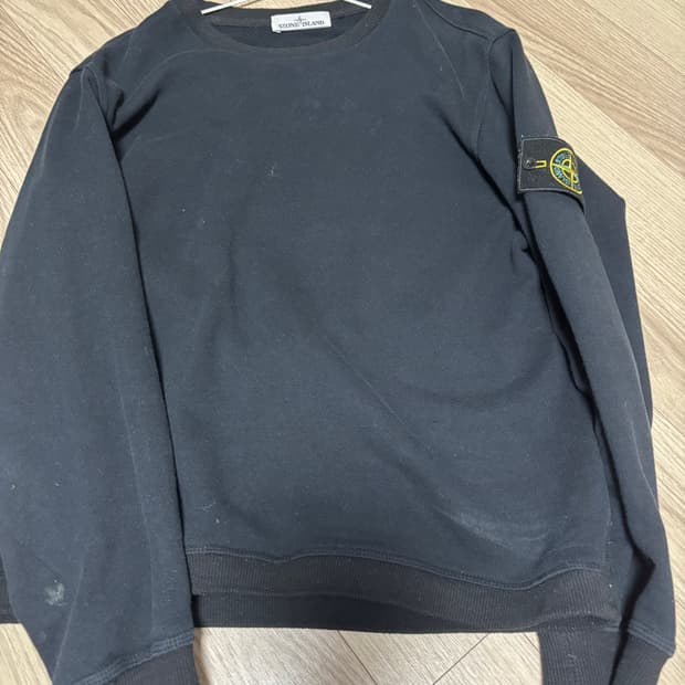 스톤아일랜드 맨투맨