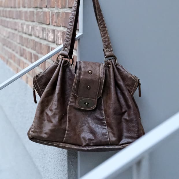 JPN 브라운 빈티지 레더백