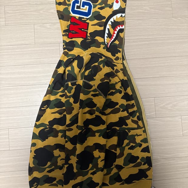 베이프 카모 후드집업