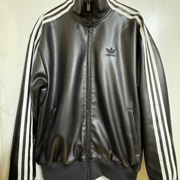 (아디다스 포우 레더 S)  M으로 교환하실분