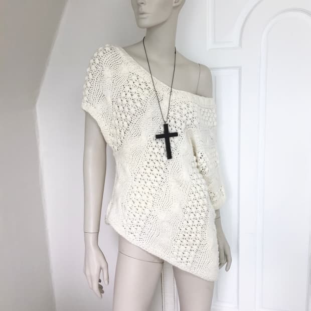Asymmetic Cream cable knit