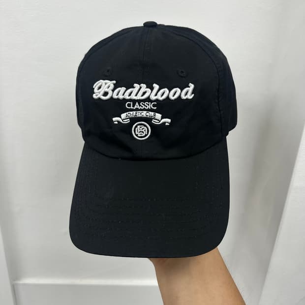 Badblood 배드블러드 자수 블랙 볼캡 모자