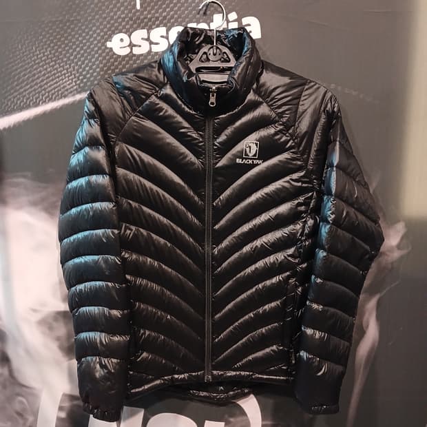 블랙야크 경량패딩 블랙