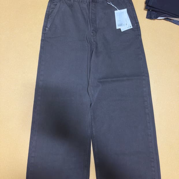 (새상품) cos 와이드레그데님 다크브라운 32