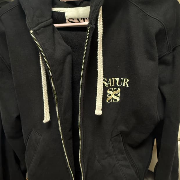 Satur 후드집업