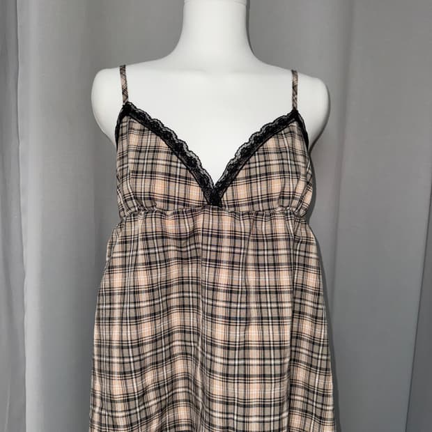 Brown Checkered sleeveles