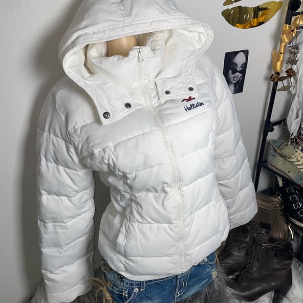 홀리스터 화이트 울프죠 패딩