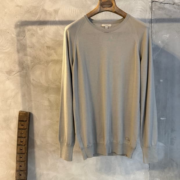 버버리 니트 100