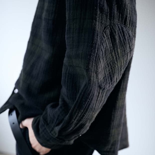 해칭룸 / 아카이브 셔츠 v2 dyed black watch / 3