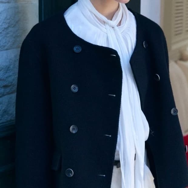 타임 울 100% 블랙 더블버튼 숏코트 ~55