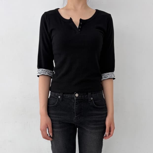 Wsc archive Lace hidden button Tee 