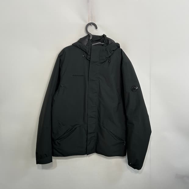 마무트 남성 패딩 L 정품