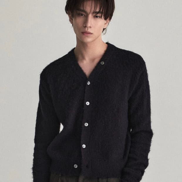 웨이비니스 버튼 포인트 브이넥 가디건 딥 네이비2