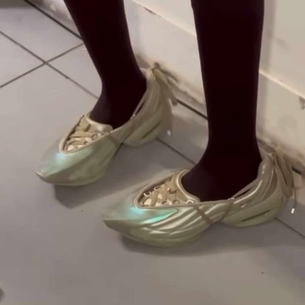 나이키 x Knwls(노울스) 에어맥스 뮤즈 베이지 250