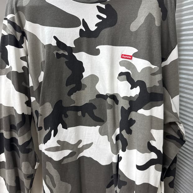 슈프림 스몰 박스 롱슬리브 티셔츠 스노우 카모 L