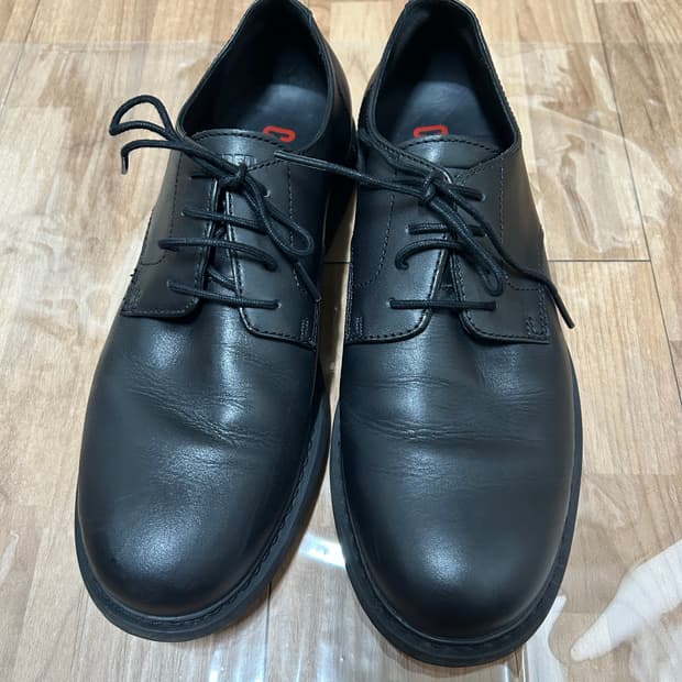 Camper 캠퍼 뉴먼 더비 40사이즈