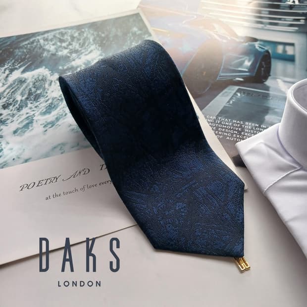 닥스 실크 네이비 텍스처 패턴 넥타이 8.4cm A+등급 A18350
