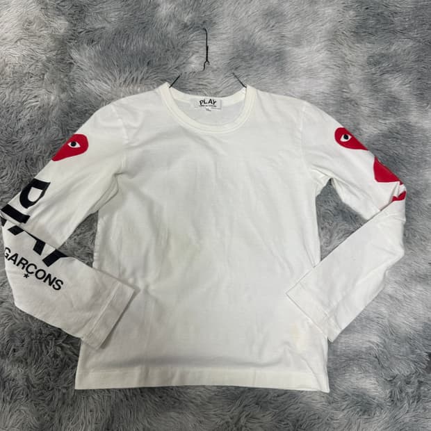 꼼데가르송 긴팔슬리브티 여성 L사이즈