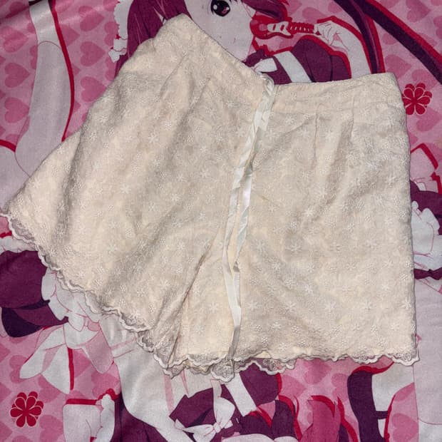 일본빈티지 어스뮤직숏팬츠 히메갸루사와코니혼진