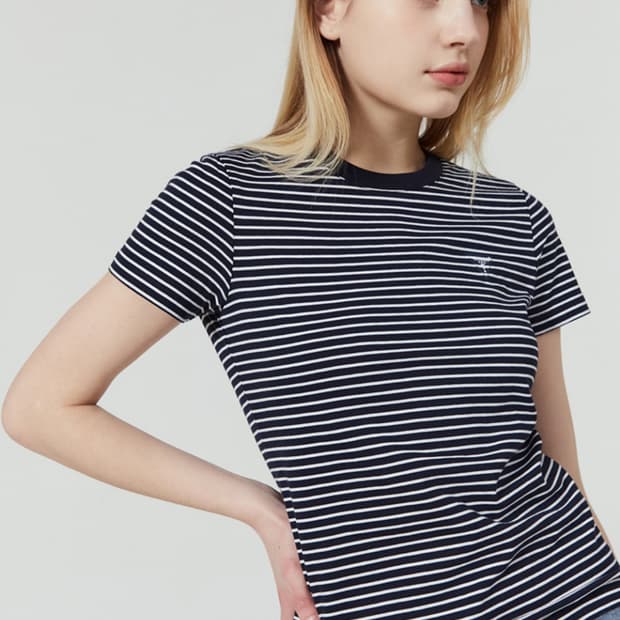 게스 미니로고 스트라이프 반팔티