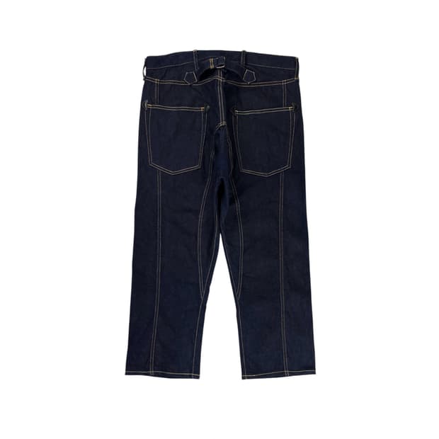 cinch back baggy jeans