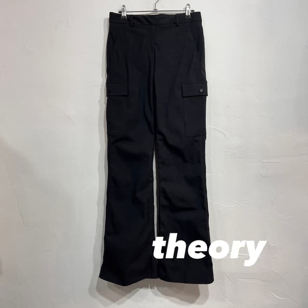 띠어리 카고 부츠컷 슬랙스