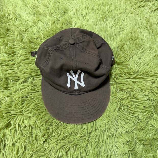 디스이즈네버댓 뉴에라 모자 브라운