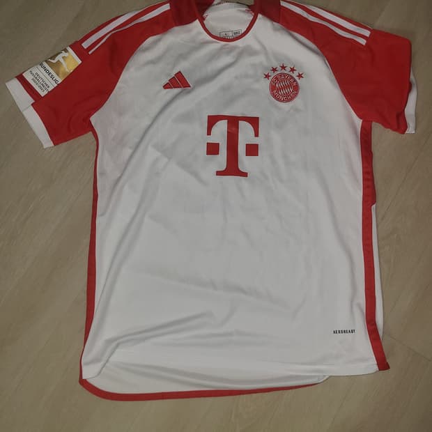 FC 바이에른 뮌헨 무시알라 져지