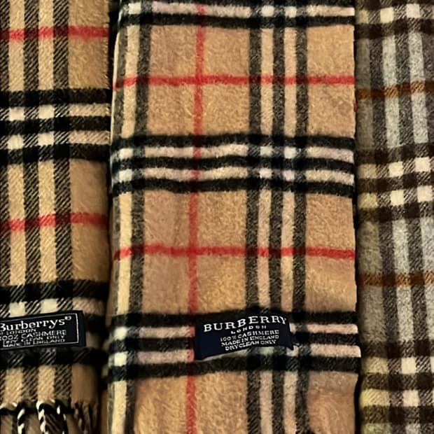 버버리 체크 머플러 
