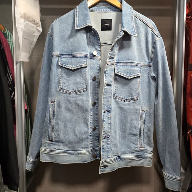 [새제품]띠어리 시티트러커 데님자켓(L_105)