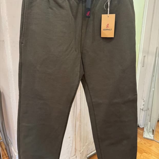 그라미치 올리브 스웻팬츠 L