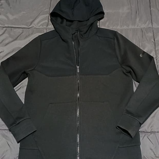 언더아머 후드집업 100 가슴54 기장69