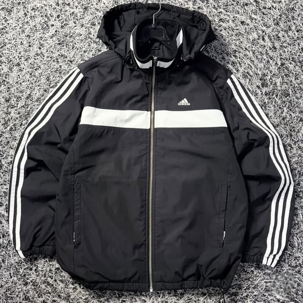 아다디스 바람막이