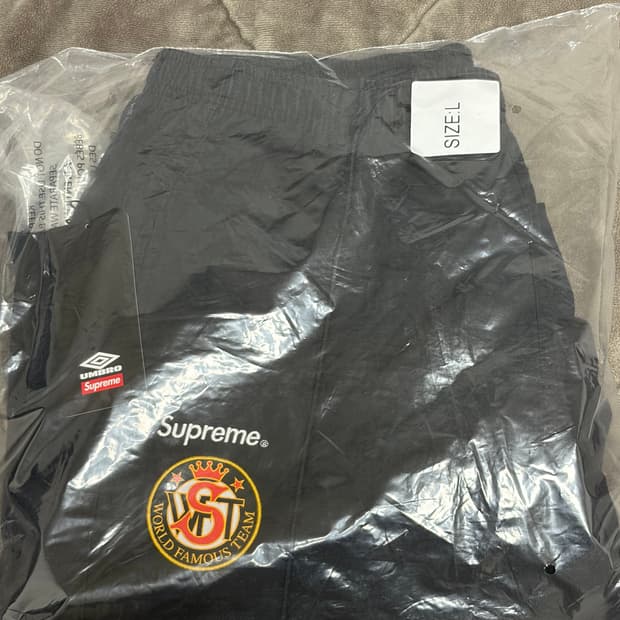 슈프림 엄브로 립스탑 트랙팬츠 L