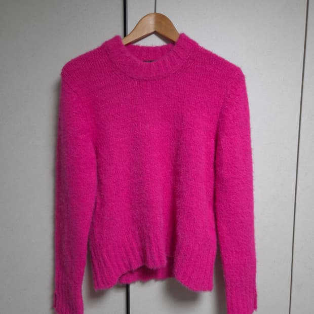 새상품) 마시모두띠 마젠타 핫핑크 울 니트