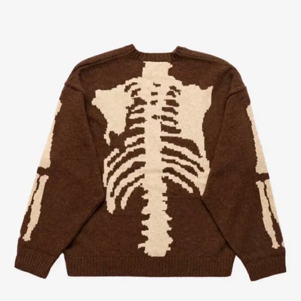 캐피탈 크루넥 본 스웨터 니트