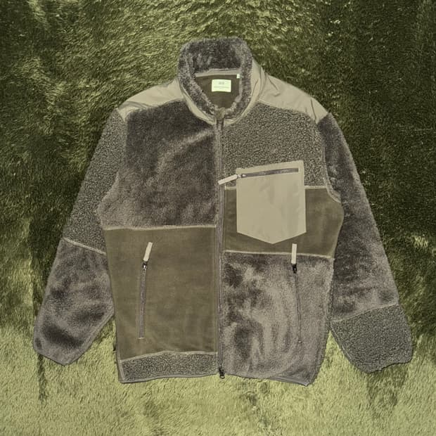 [M] 유니클로 X 엔지니어드 가먼츠 콜라보 플리스 자켓 올리브