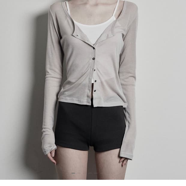 보헤미안서울 스쿱넥 가디건 베이지