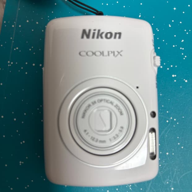 니콘 s01 팝니다