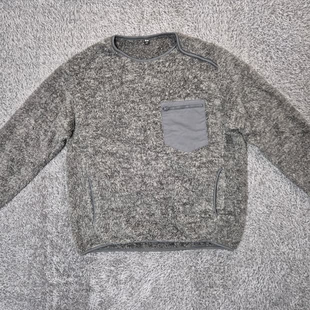 유니클로 남성 숄더 스냅버튼 플리스 티 L