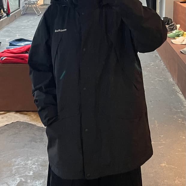 몽벨 고프코어 마운틴 블랙 바람막이 자켓 H2189