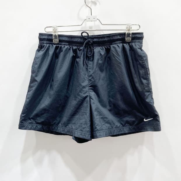 나이키 클래식 우븐 여성미드라이즈 쇼츠 30-31